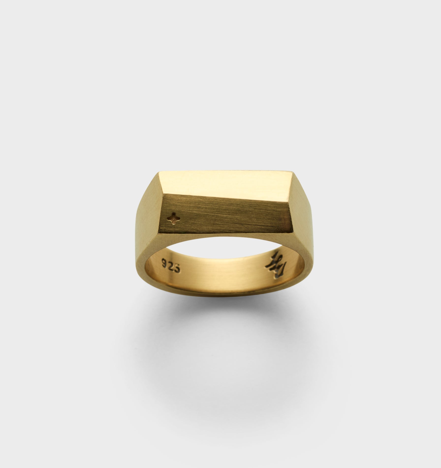 Angled Signet Ring - 18K Gold Hamilton