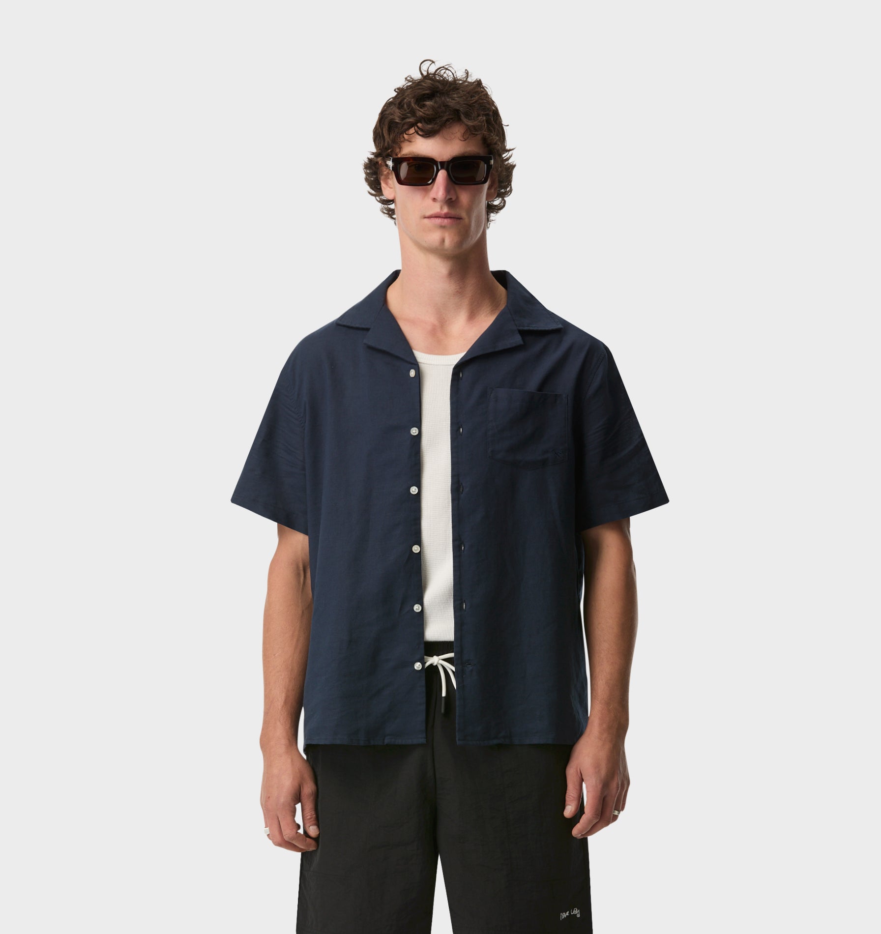 VINTAGE 90s〜 black linen Cuba shirt Linen Cuban Collar SS Shirt - Black | I Love Ugly US