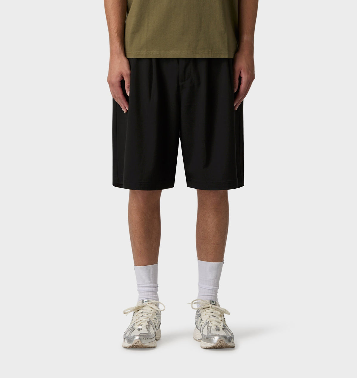 Alby Pleated Short - Black