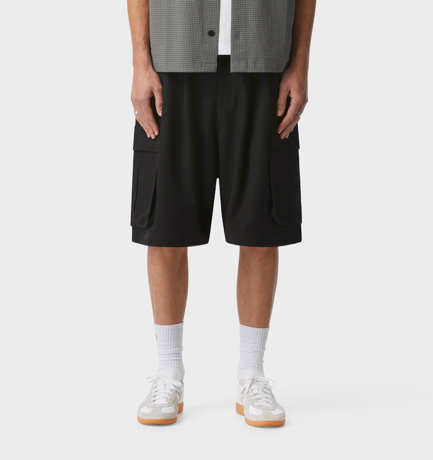 Alby Cargo Short - Black