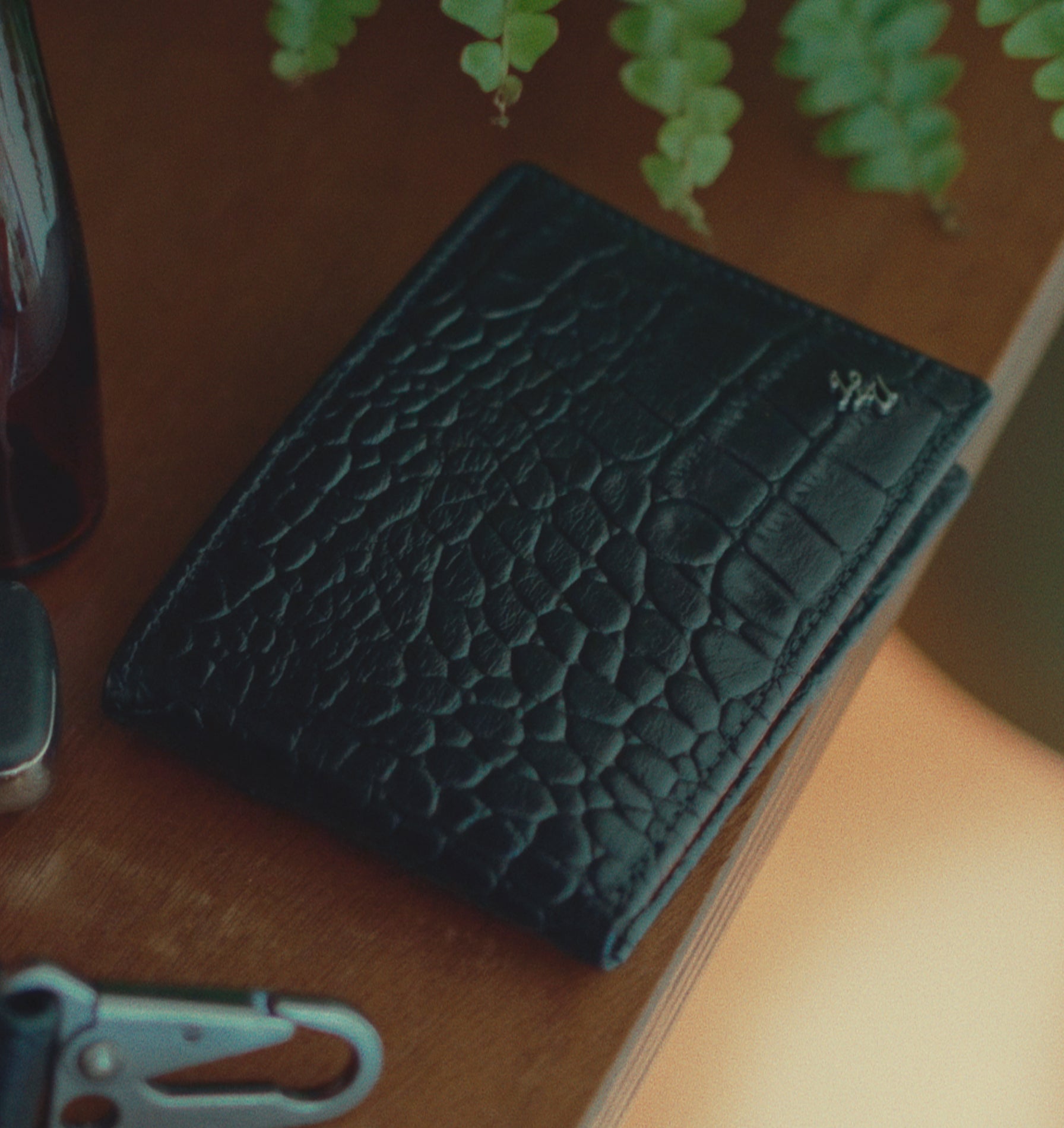 Leather Bi-Fold Wallet - Black Croc