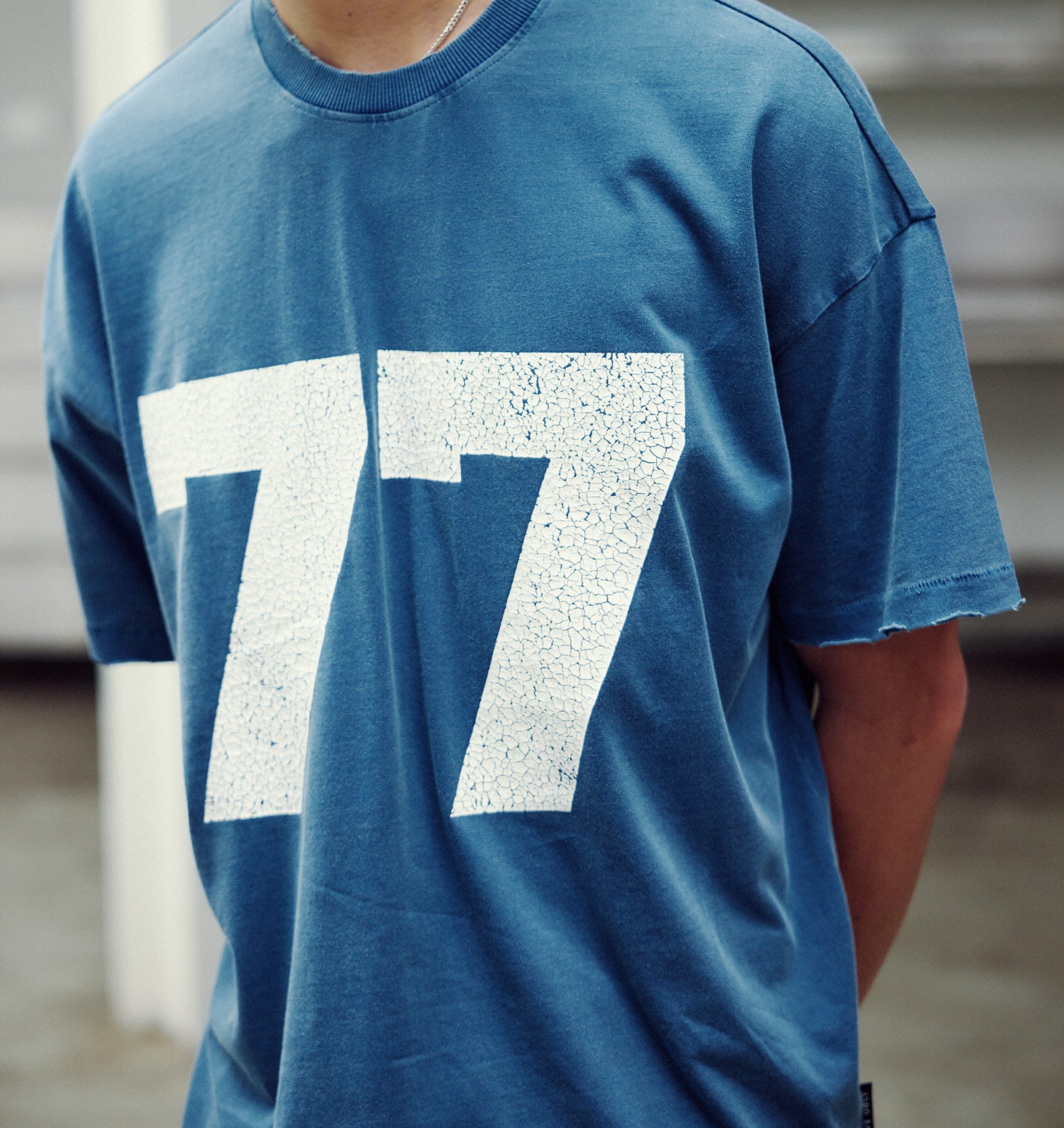77 Lewi Tee - Washed Cobalt