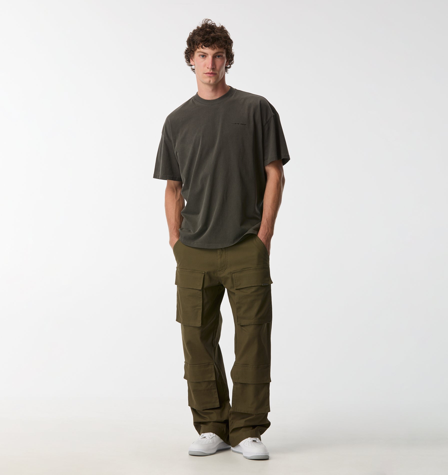 Box Fit Tee in Washed Black | I Love Ugly US