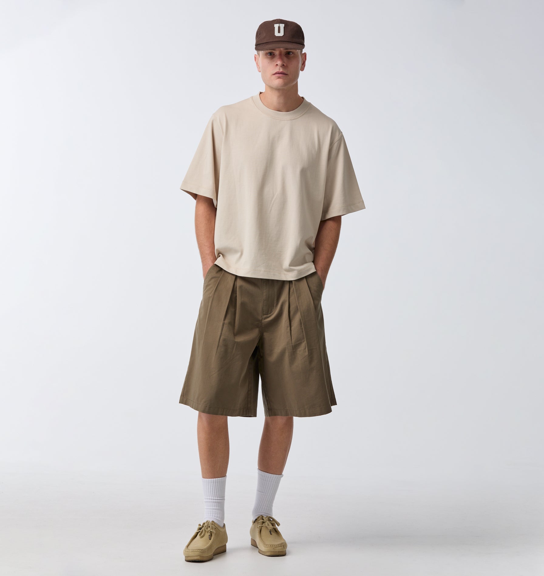 Wide Pleat Short - Mushroom