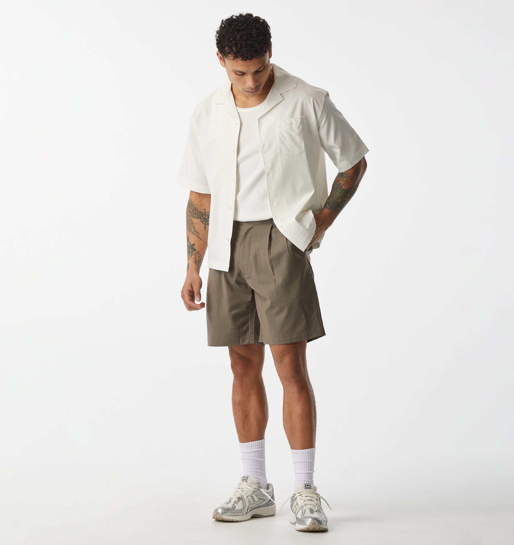 Quincy Pleated Short - Mushroom