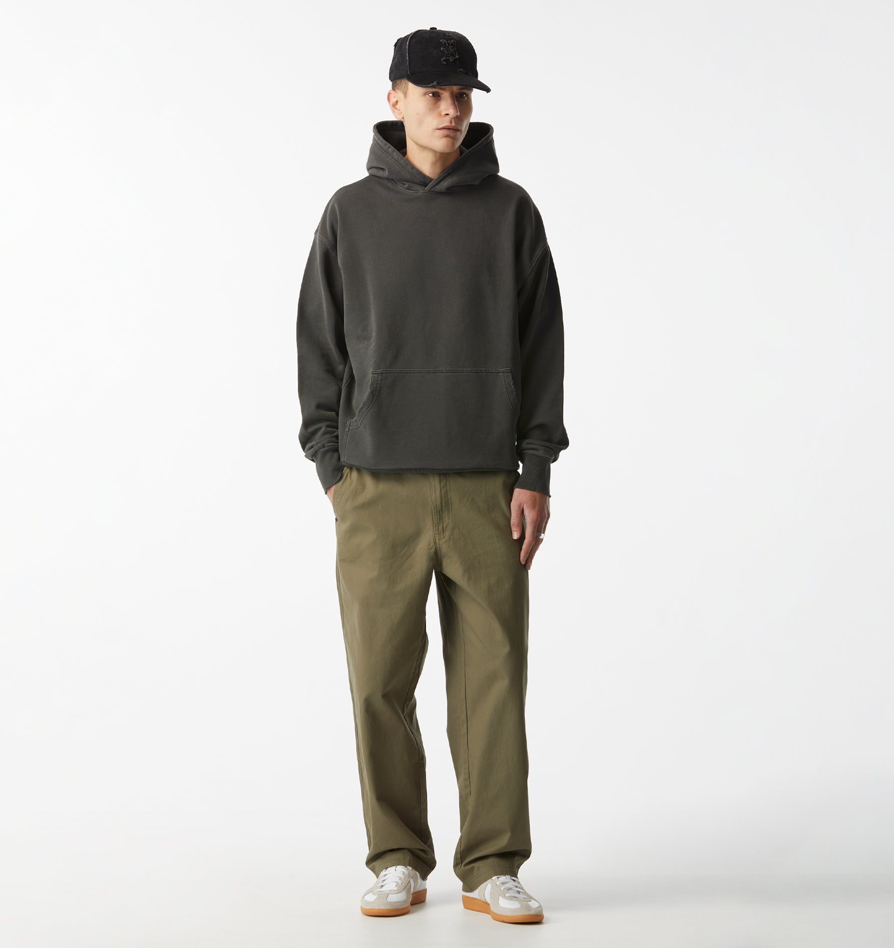 77 Box Hood 2.0 - Washed Black