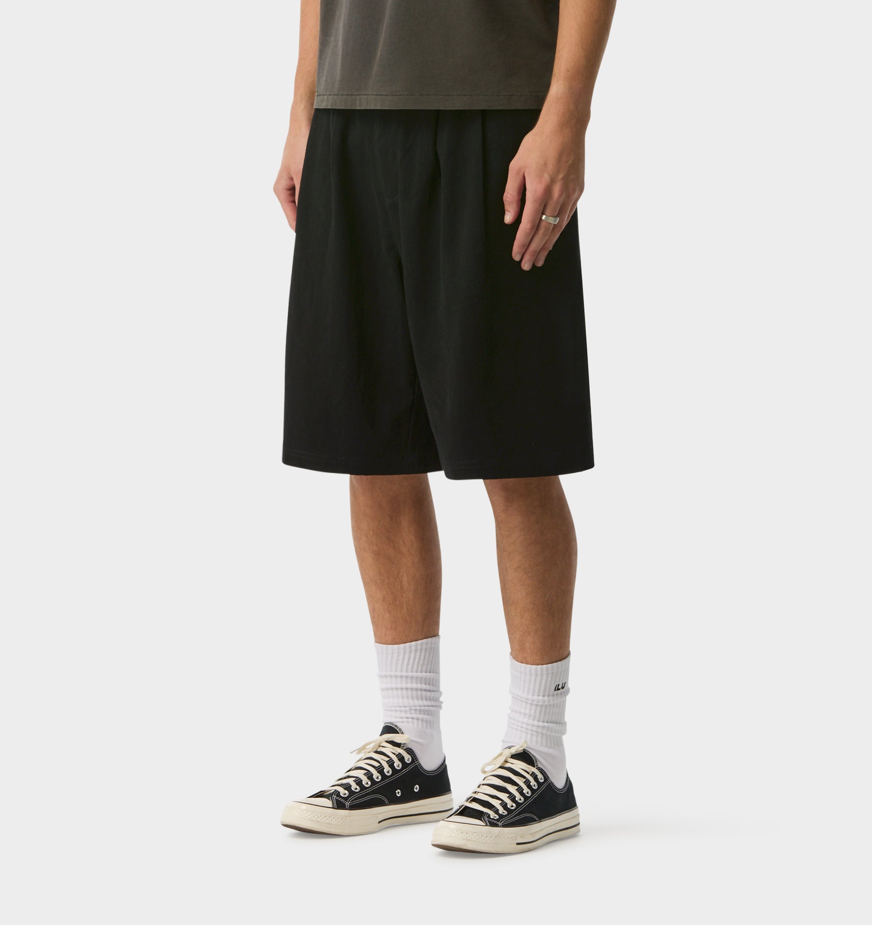 Linen Alby Pleated Short - Black