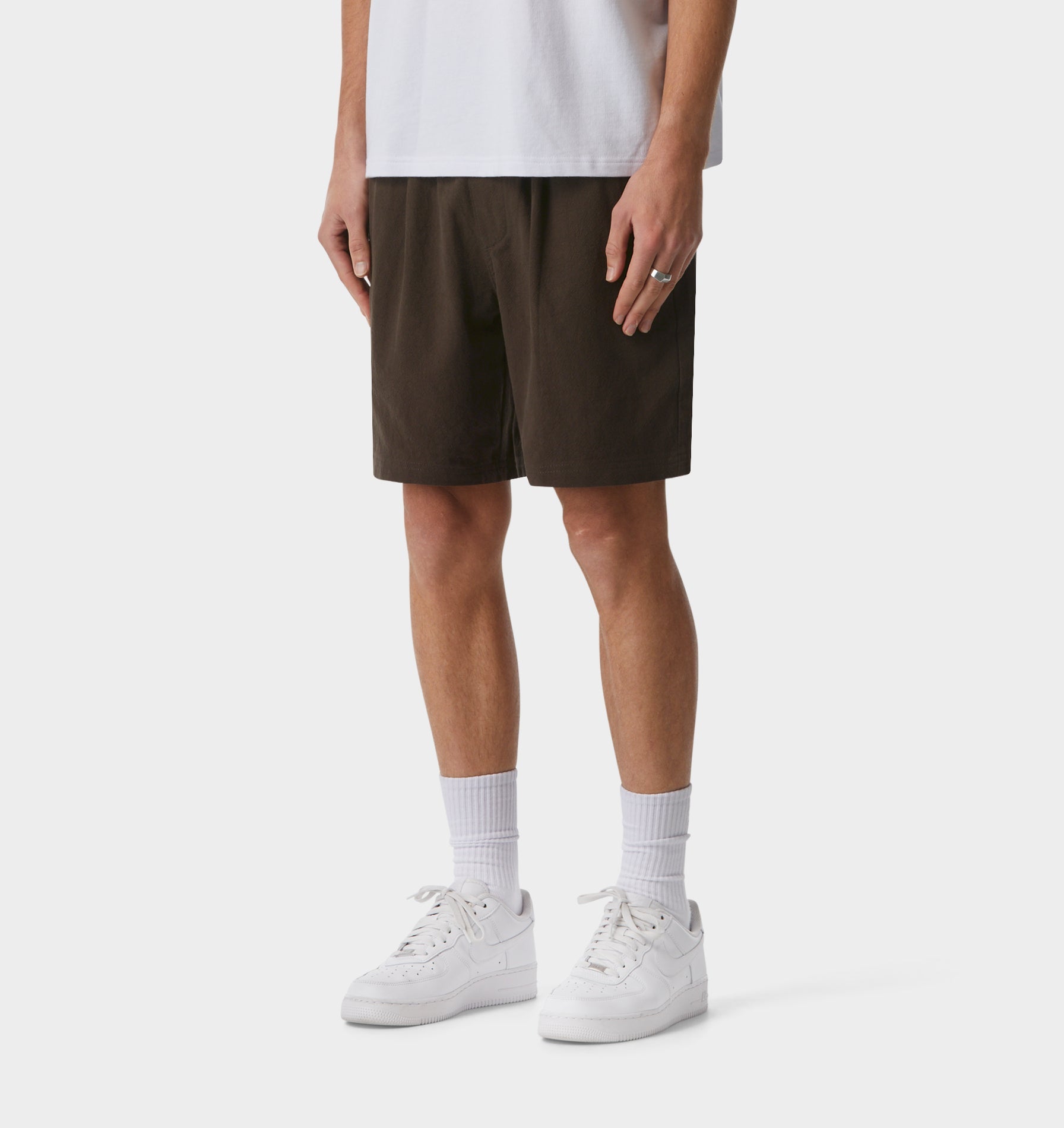 Linen Michael Pleat Short - Espresso