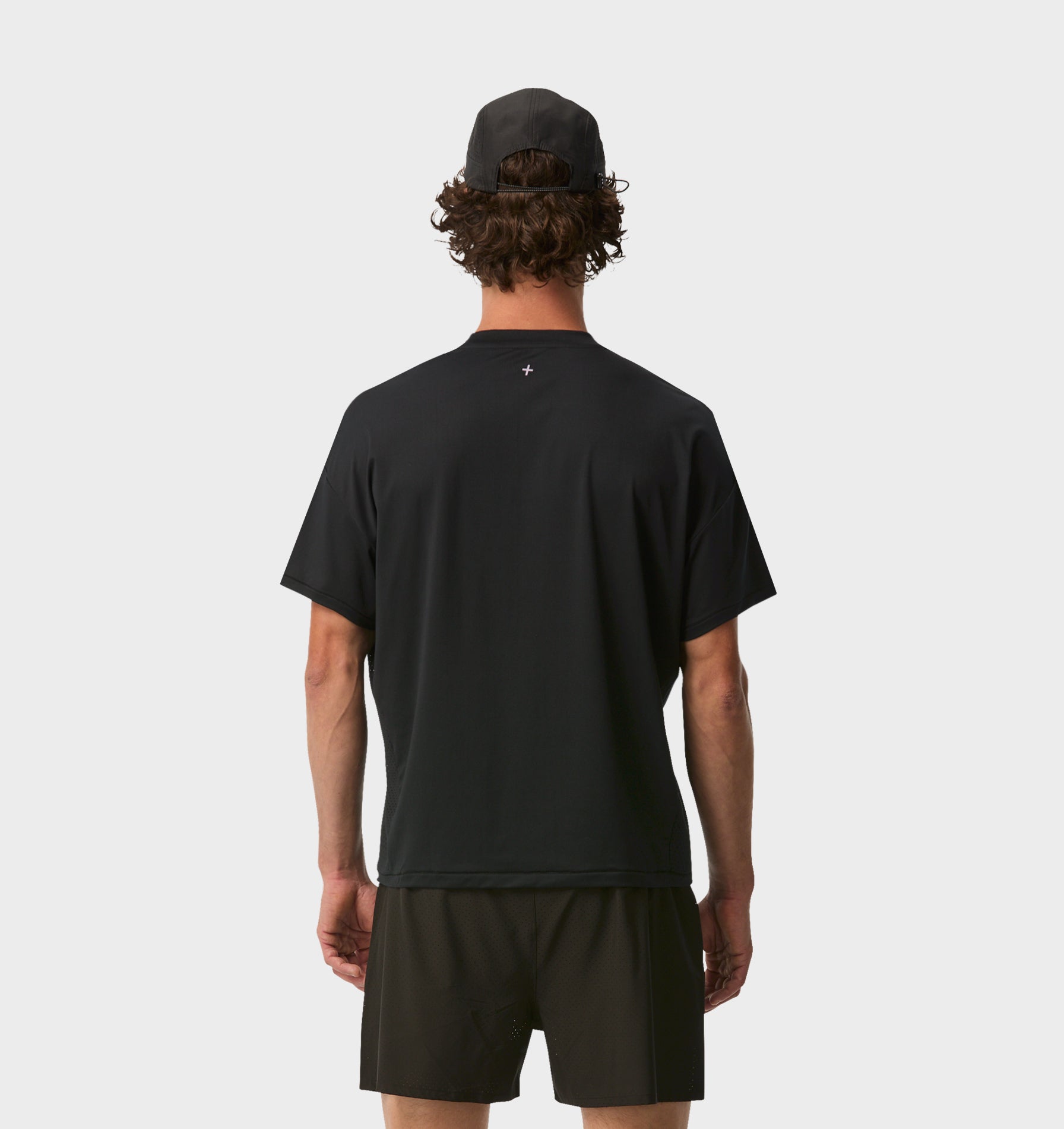 Liquified Active Lewi Tee - Black