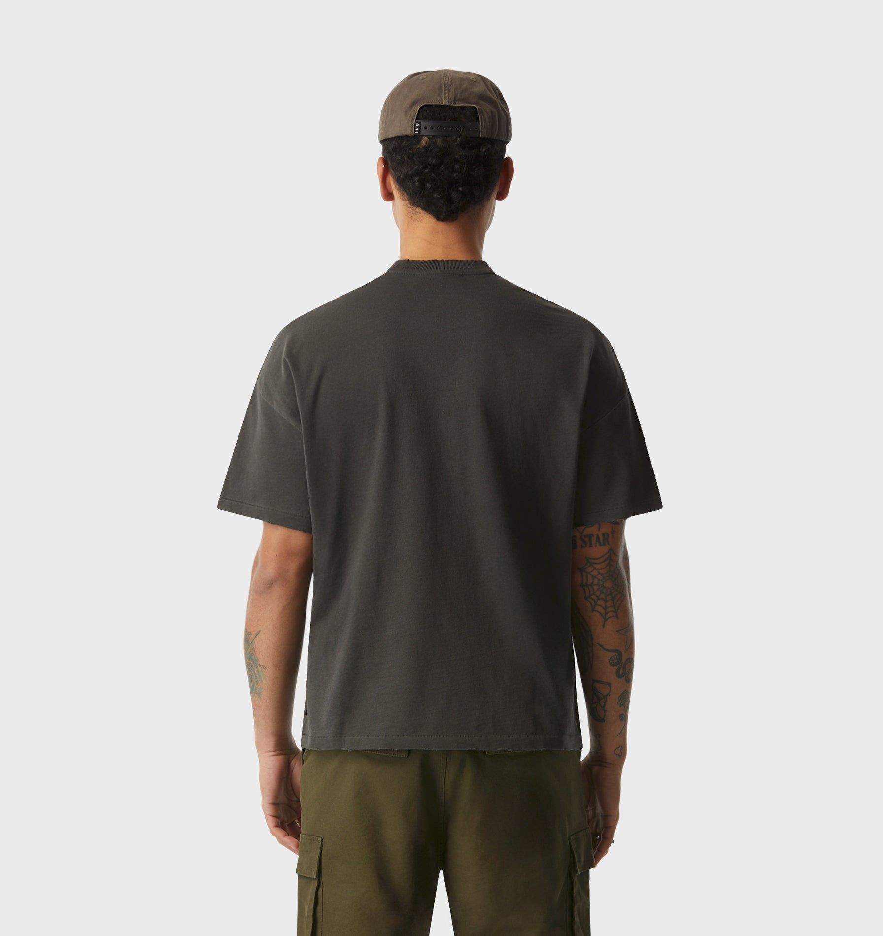 77 Lewi Tee - Washed Black