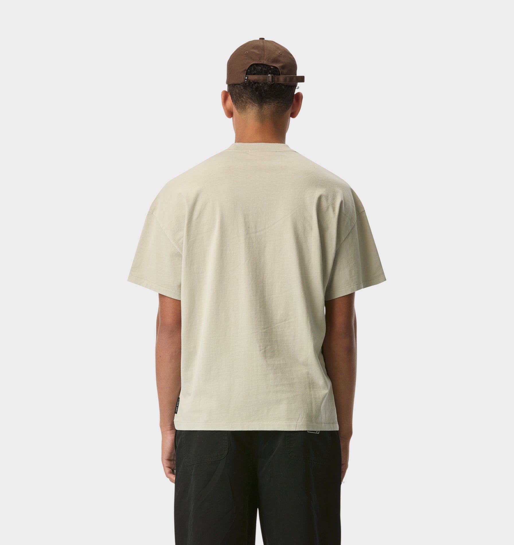 Lewi Tee - Washed Sandstone
