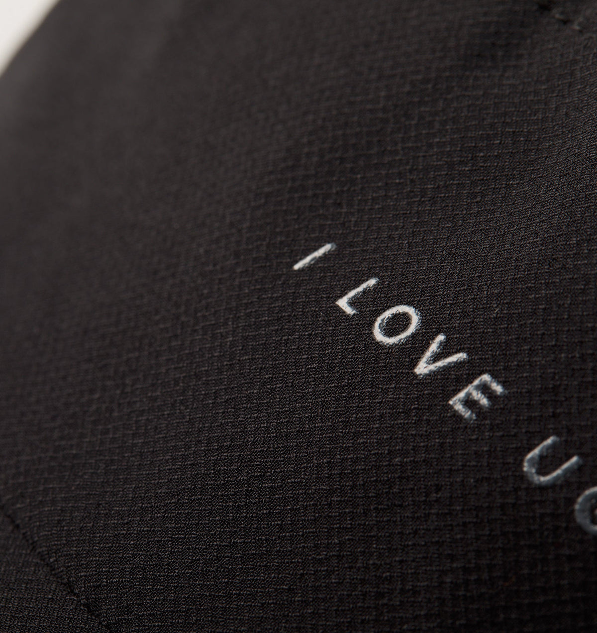 Surge Active Crop Cap - Black