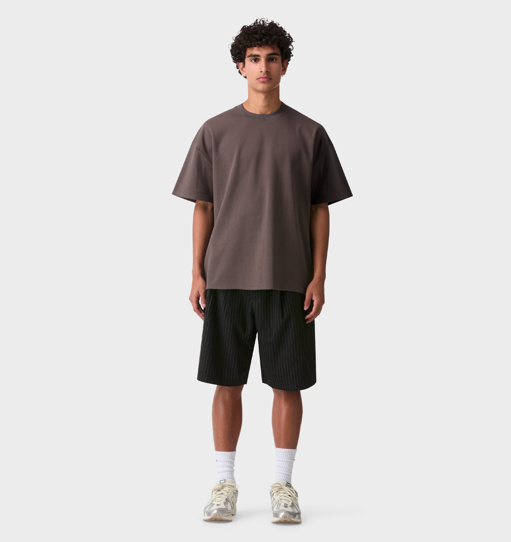 Alby Pleated Short - Black Pinstripe