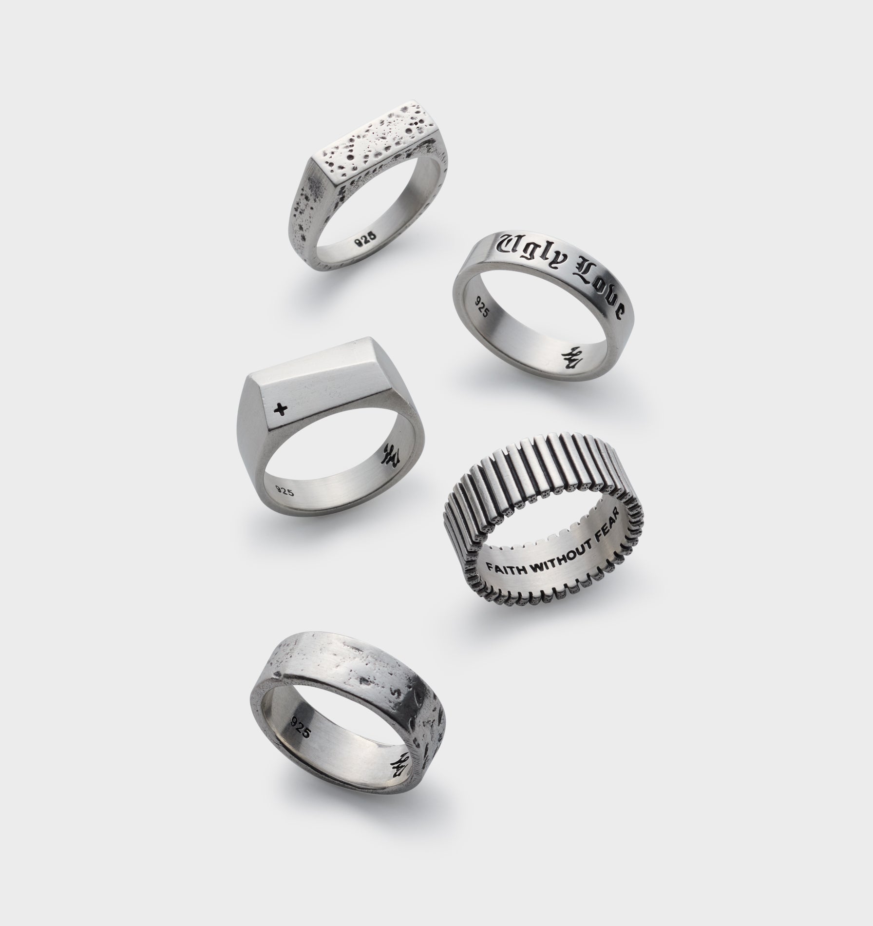 Ribbed Band Ring - Silver