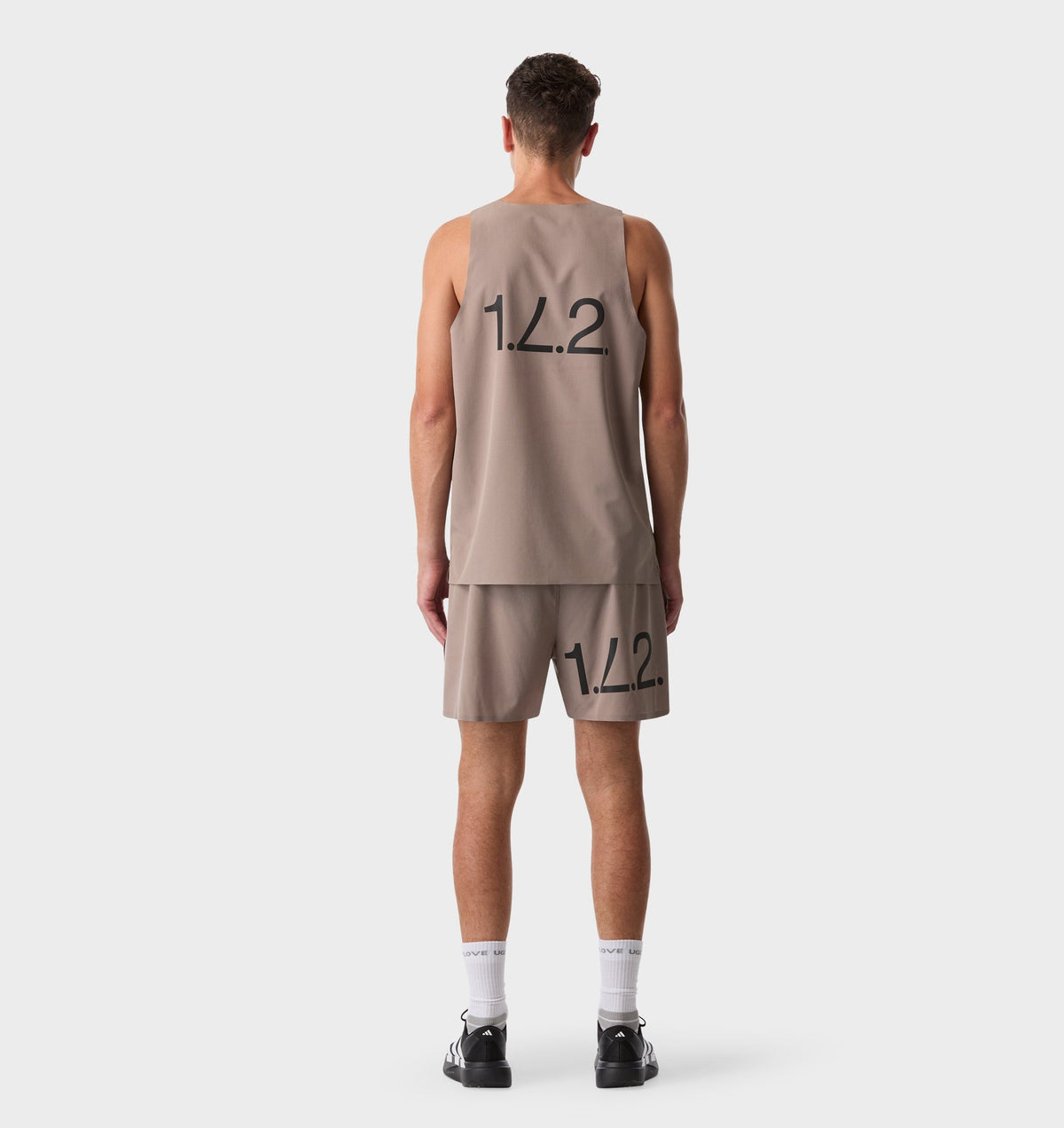 Active 4.5 Inch Run Short - Mushroom