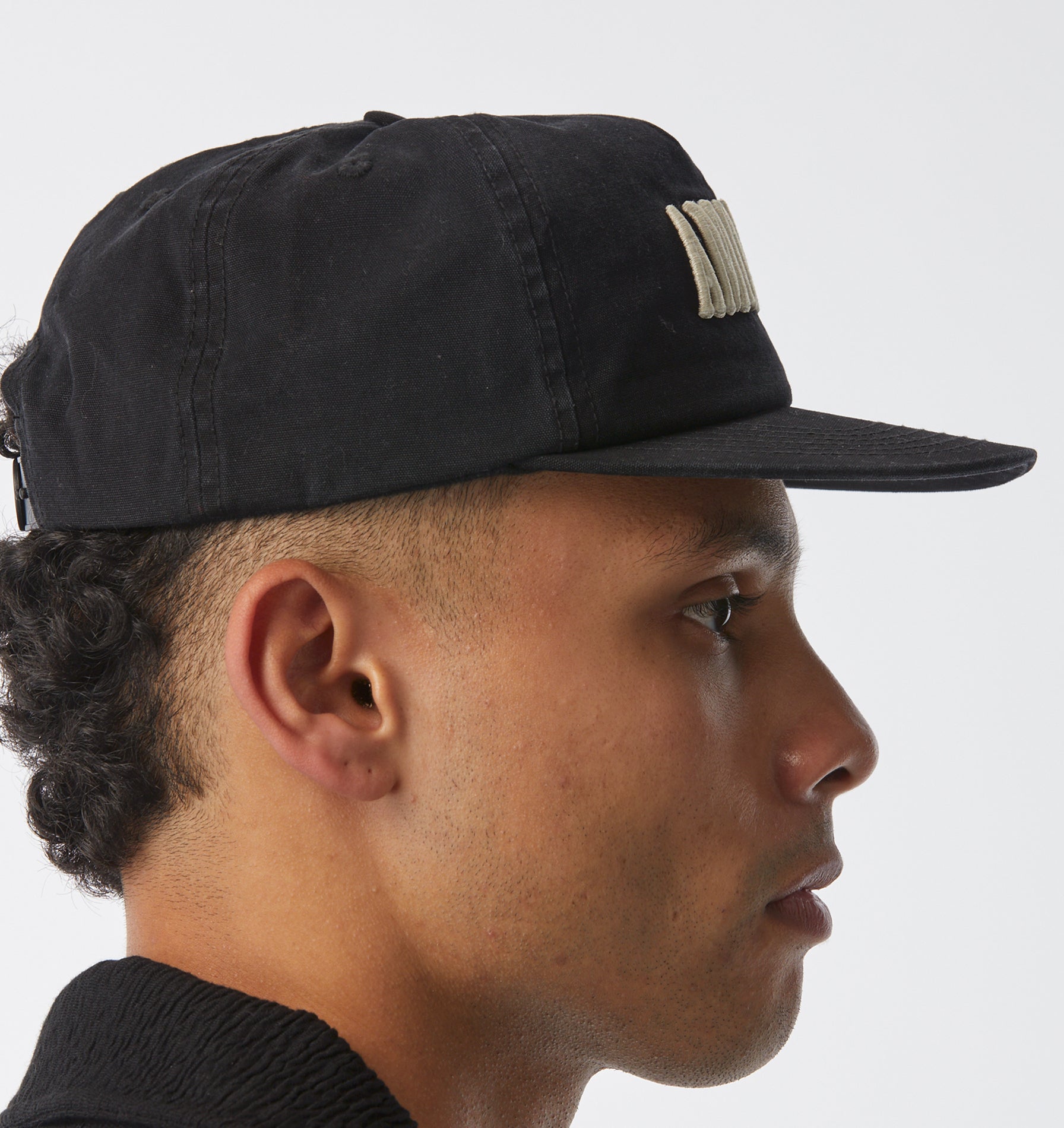Amour Ryder Cap - Black/Off White