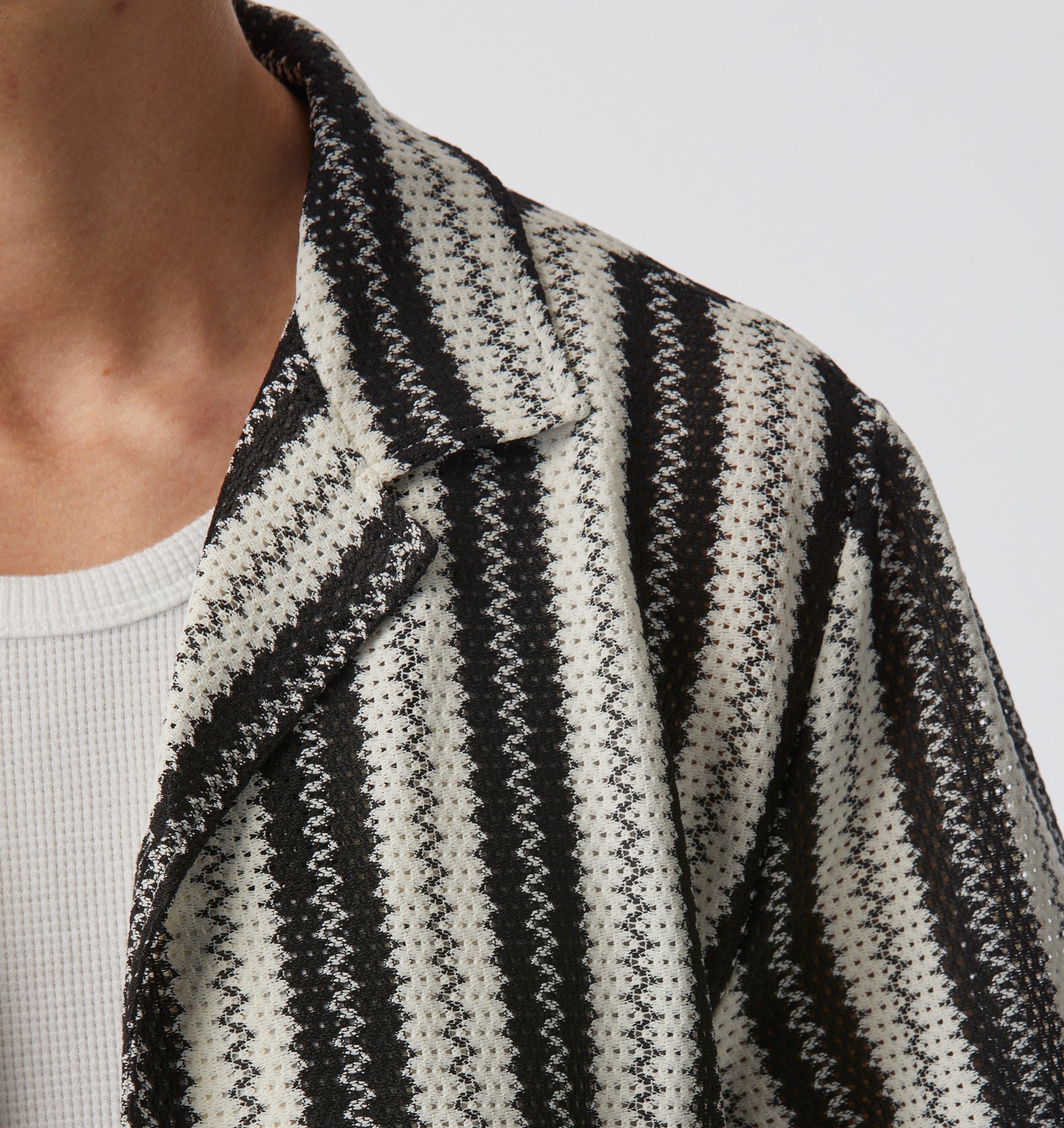 Textured Cuban Collar SS Shirt - Black/White Stripe