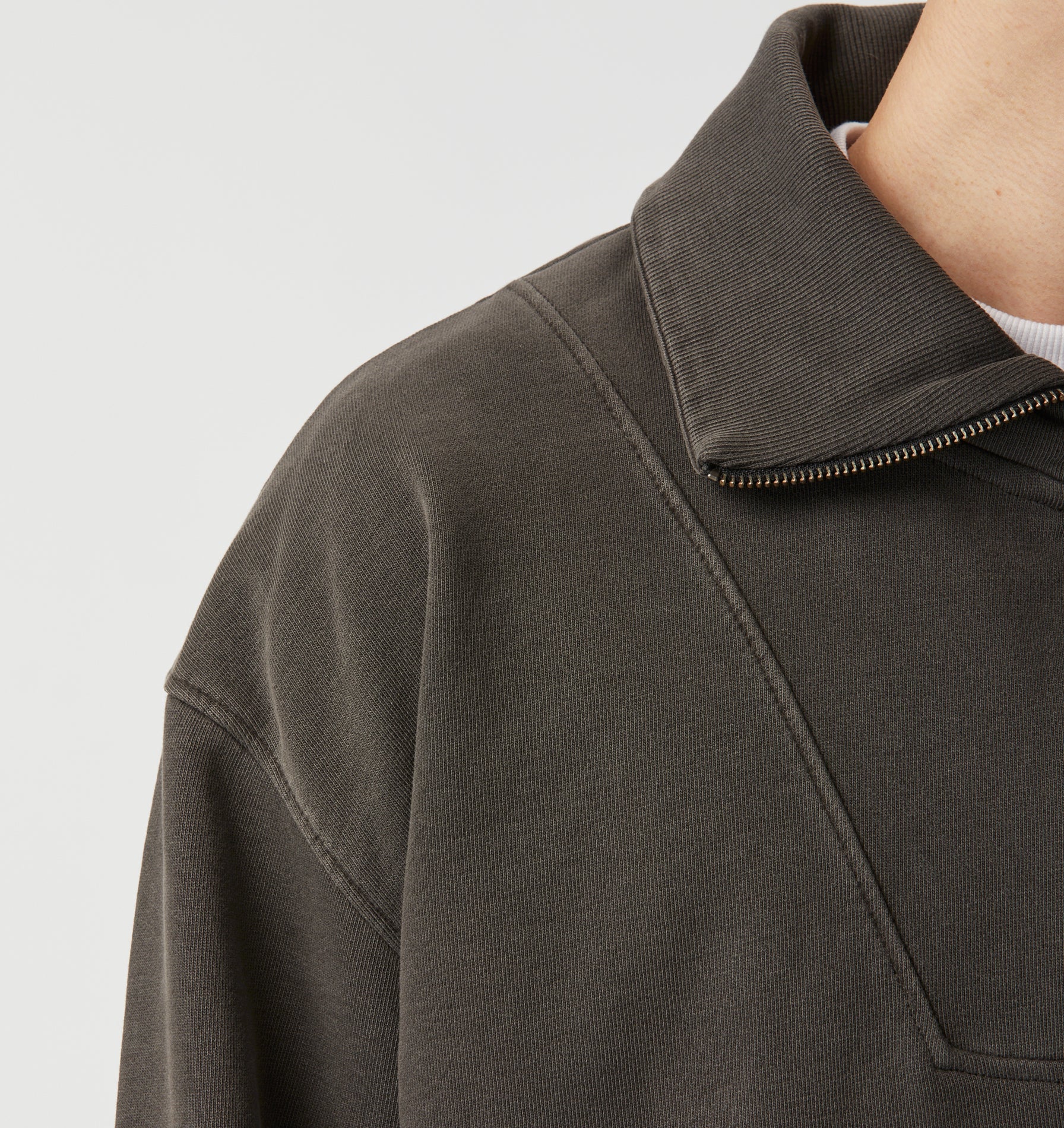 Oxford Pullover -  Washed Black