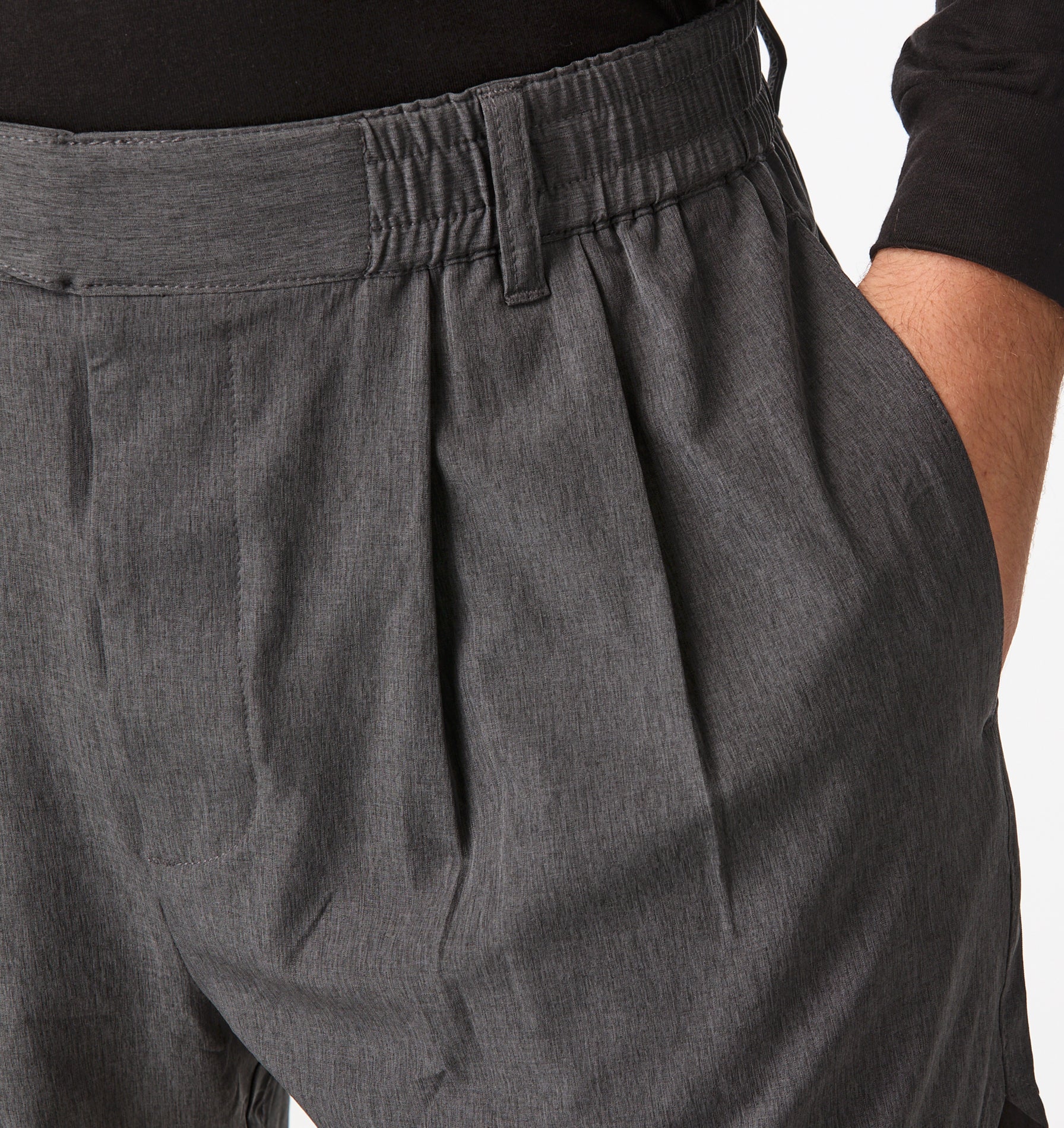 Active Pleat Front Short - Charcoal Marle