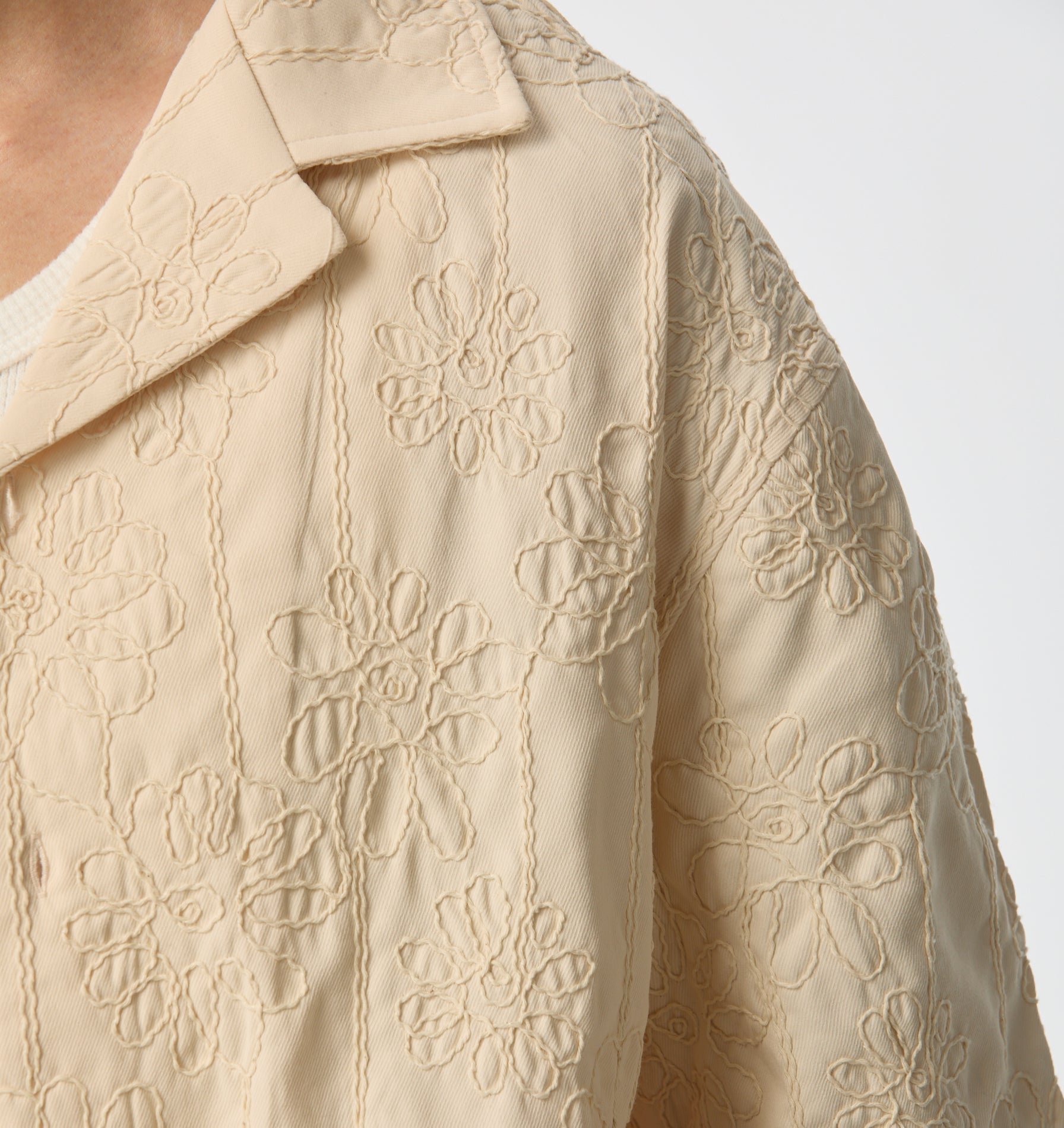 Box Cuban Collar Shirt - Off White Floral