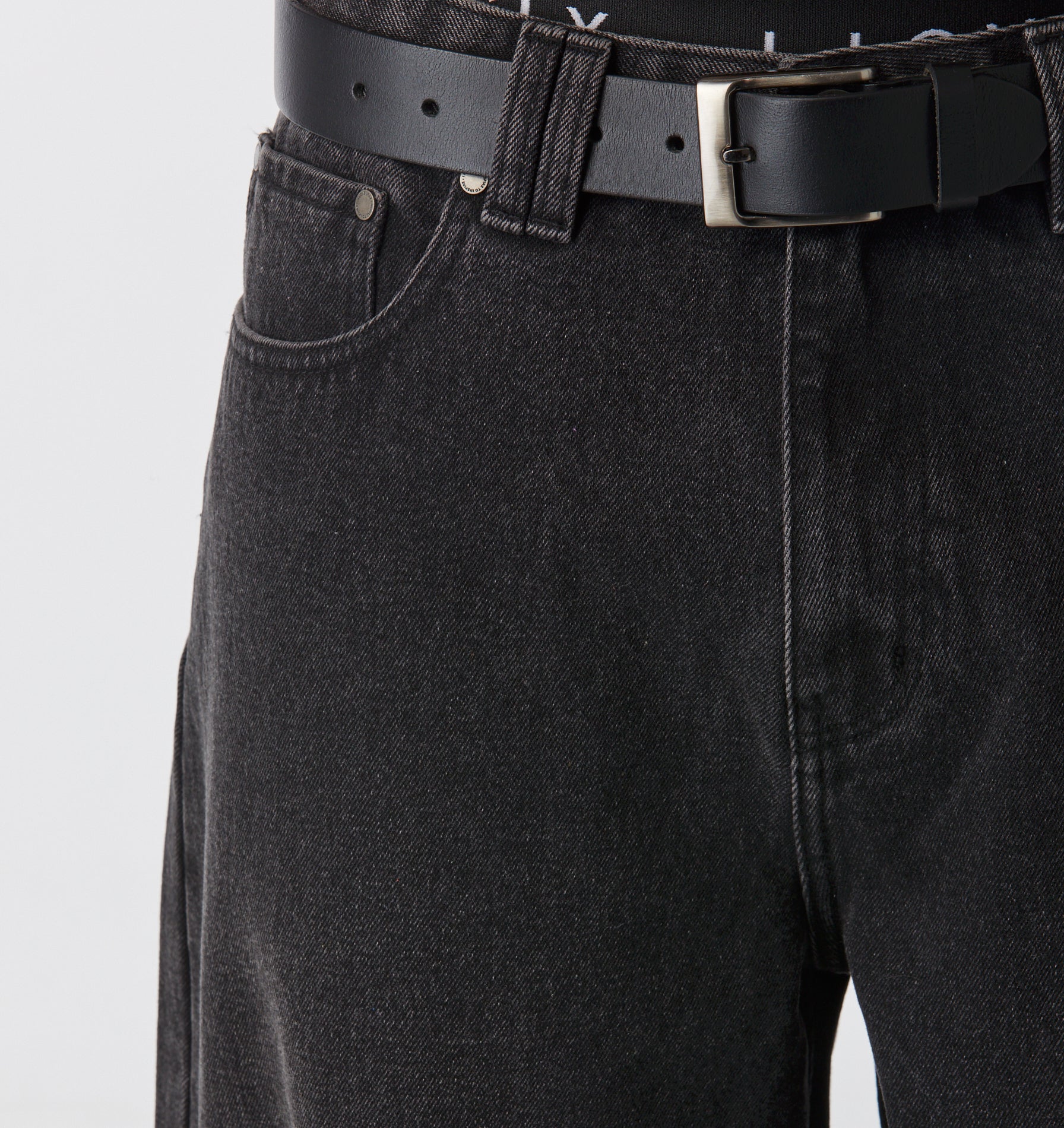 Balloon Denim in Washed Black | I Love Ugly US