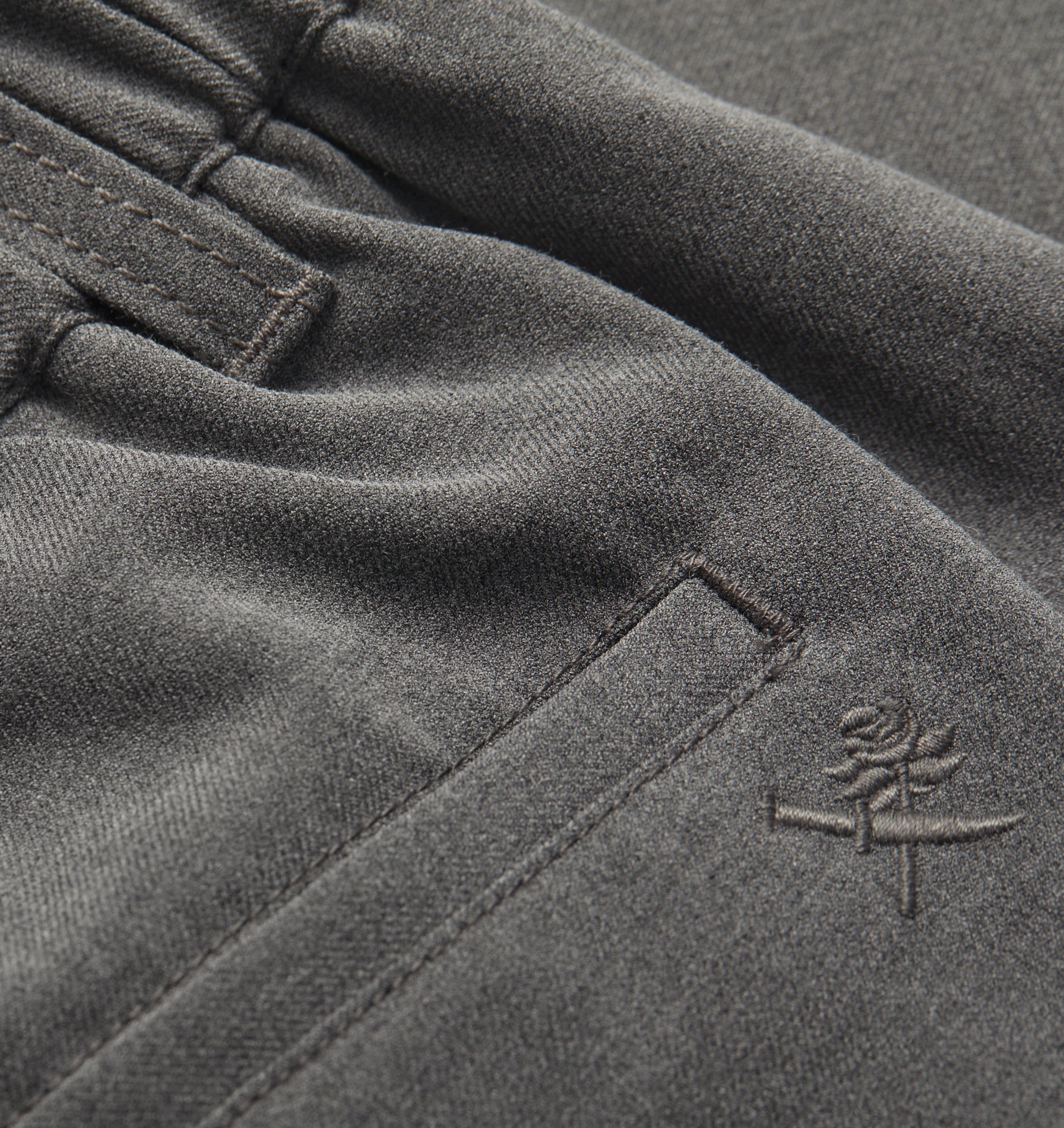 Alby Pleated Short - Grey Marle