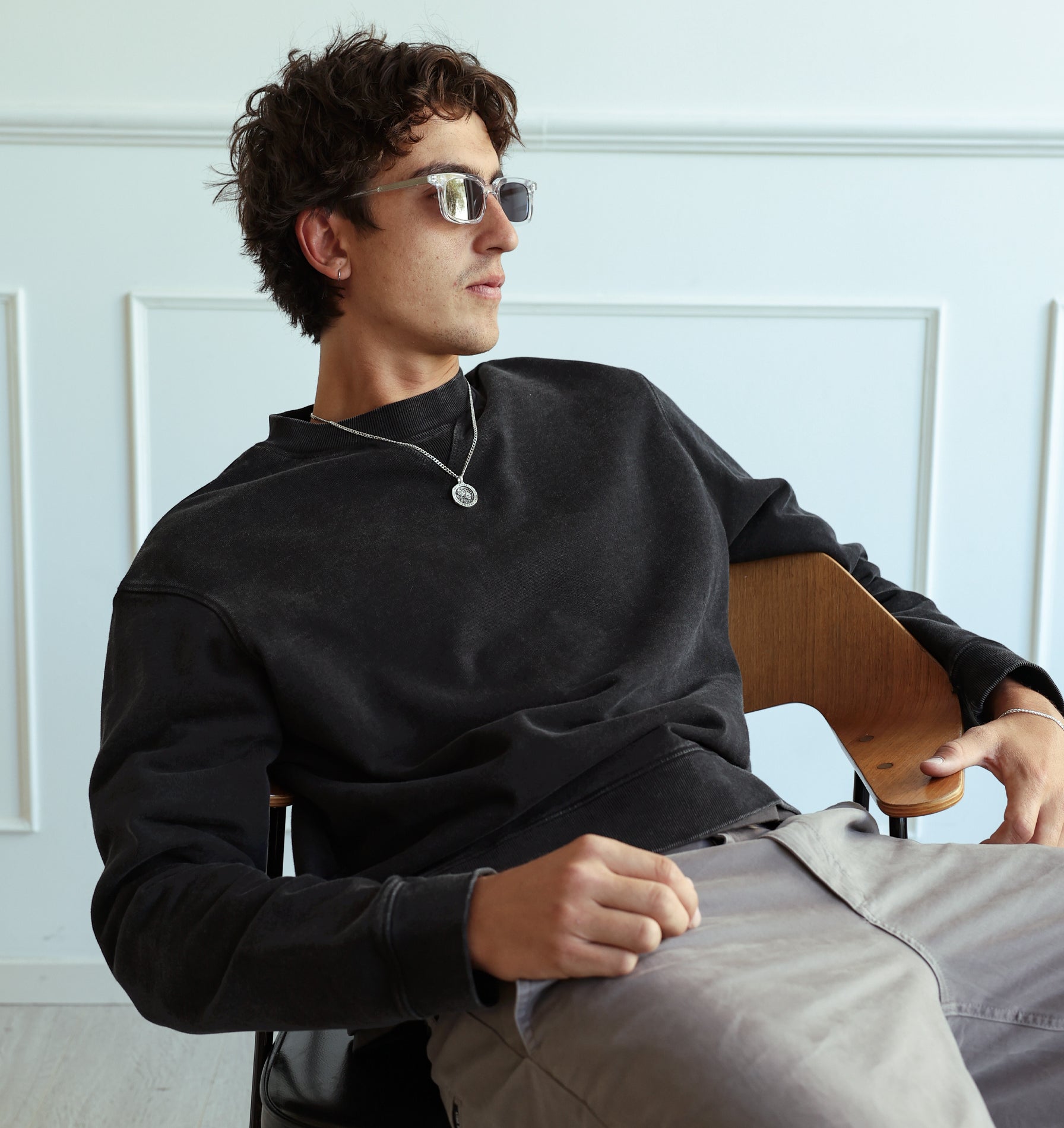 Crop Oversized Crew - Vintage Black