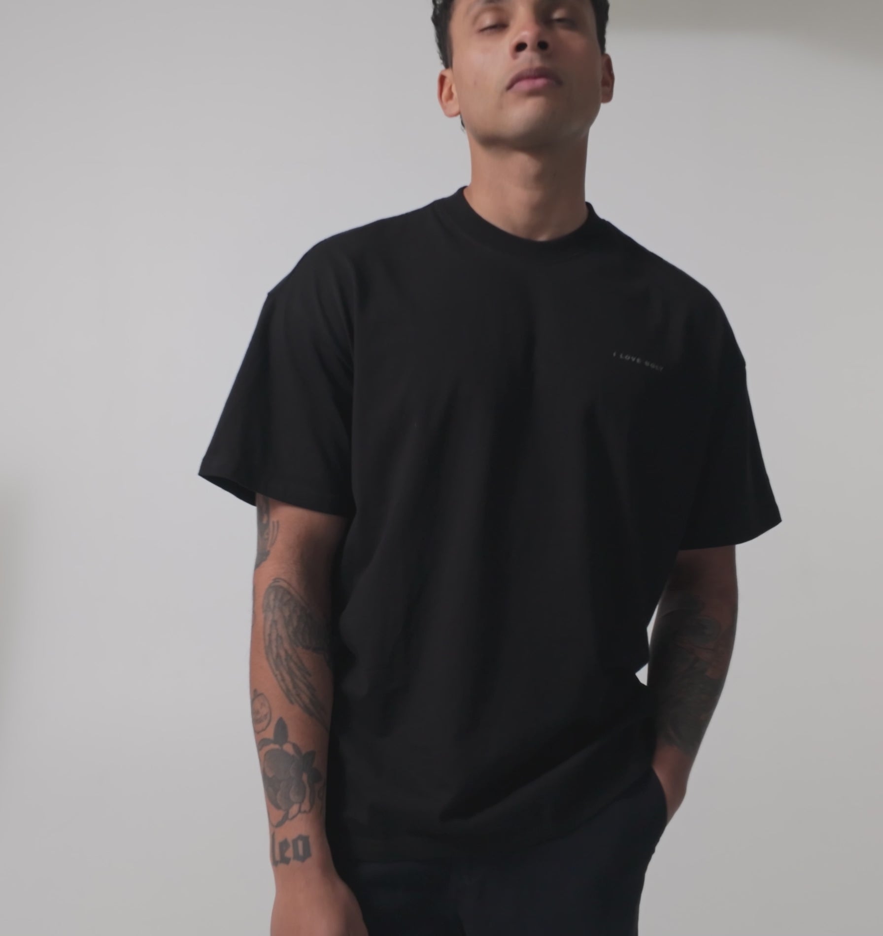 Box Fit Tee 2.0 in Black | I Love Ugly US